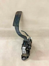 2020 Chevrolet Tahoe Gas Pedal and Accelerator Throttle Sensor OEM 233622231