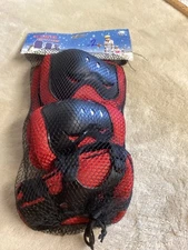 Sports Protection, Multi Sport Elbow Knee Pads Wrist Guards Red& Black Youth New