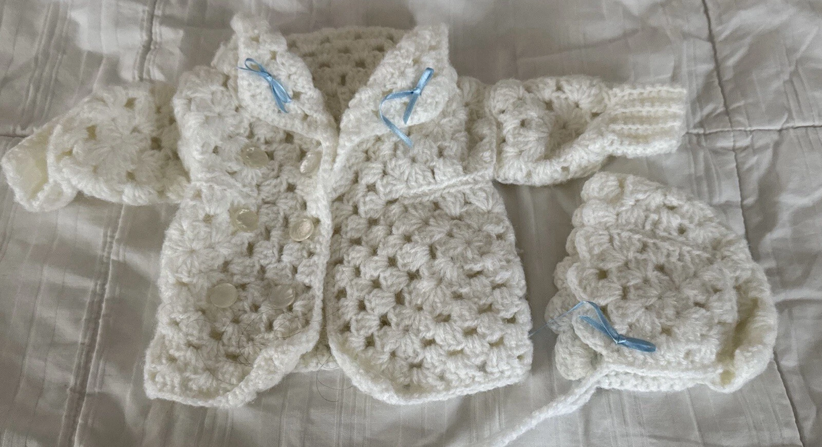 Vtg Hand Crocheted White Newborn Jacket & Hat Blue Bows Unique Pattern