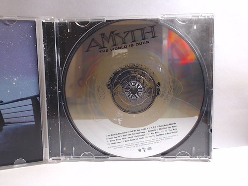 Amyth – The World Is Ours (CD, US, 1999, Warner Bros) BB406 - Foto 3 di 3