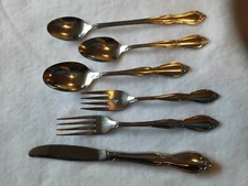 Chatelaine Oneida Dinner fork salad, knife, soup, teaspoon, ice tea spoon CHOICE