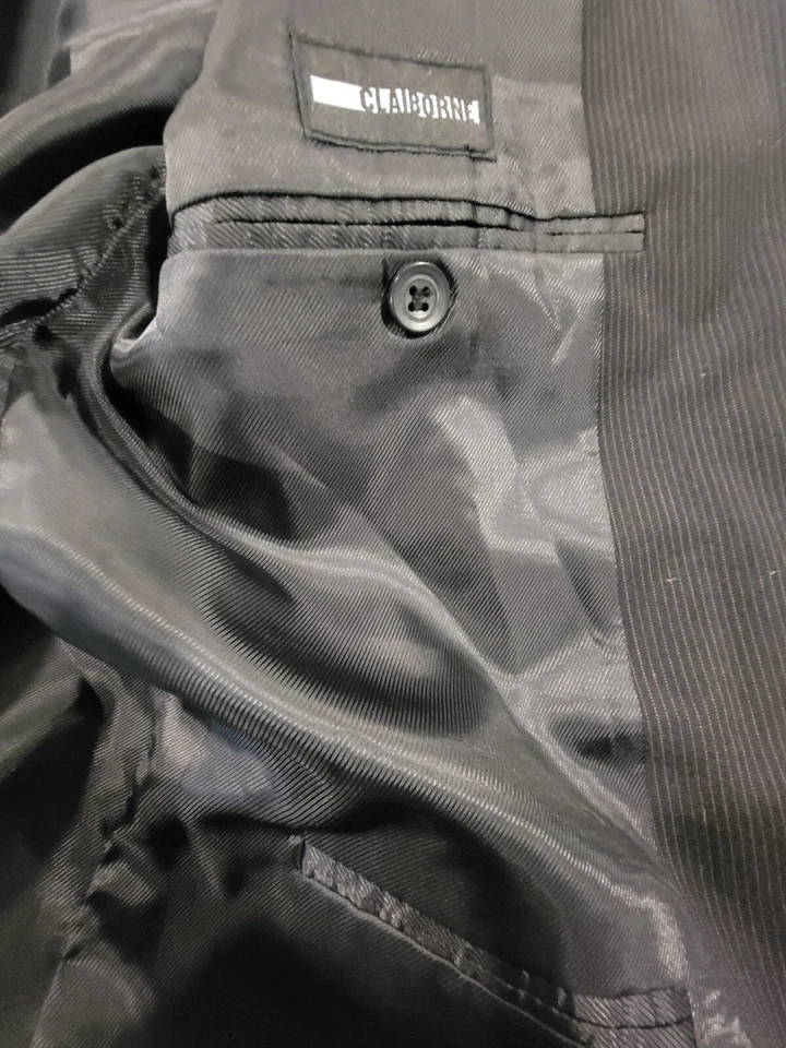 42S Men's Claiborne Striped Blazer Black 3 Button Sport Coat Suit Jacket - Image 4 of 4