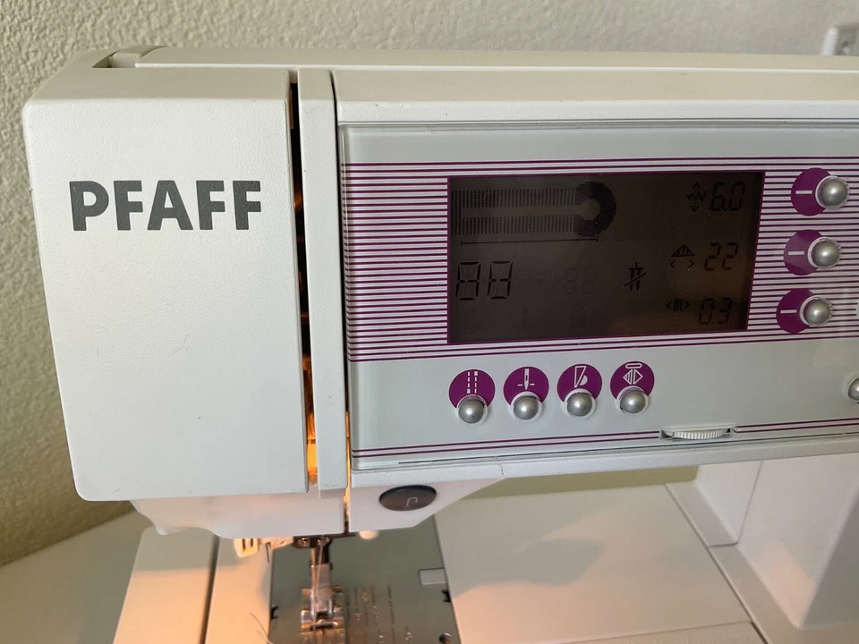 PFAFF TIPTRONIC 2046 Nahmaschine mit IDT - Bild 4 von 4