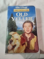 Walt Disney Family Film Collection Old Yeller VHS Clamshell
