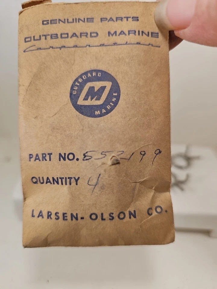 New Lot Of 7 552199 Clamp, Hose 1973 Johnson Model 85ESL73M Boat Part - Image 2 of 3