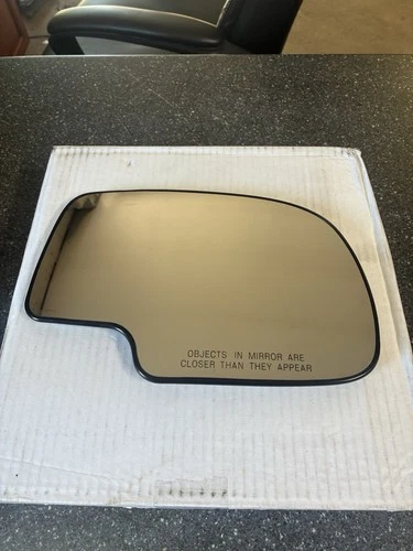 GM Genuine Parts 19207611 Passenger Outside Rear View Mirror
