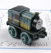 THOMAS & FRIENDS Minis Train Engine 2015 CLASSIC Porter ~ NEW ~ Weighted
