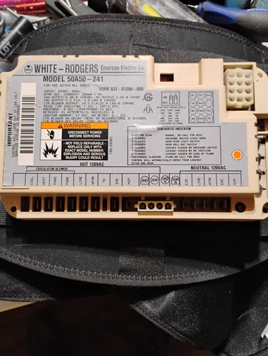 90-DAY WARRANTY 50A50-241 Furnace control board 031-01266 York White Rodgers