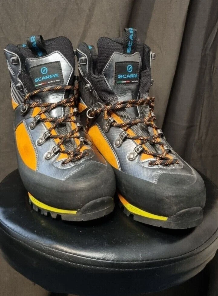 Scarpa triolet gtx shop mountaineering boots