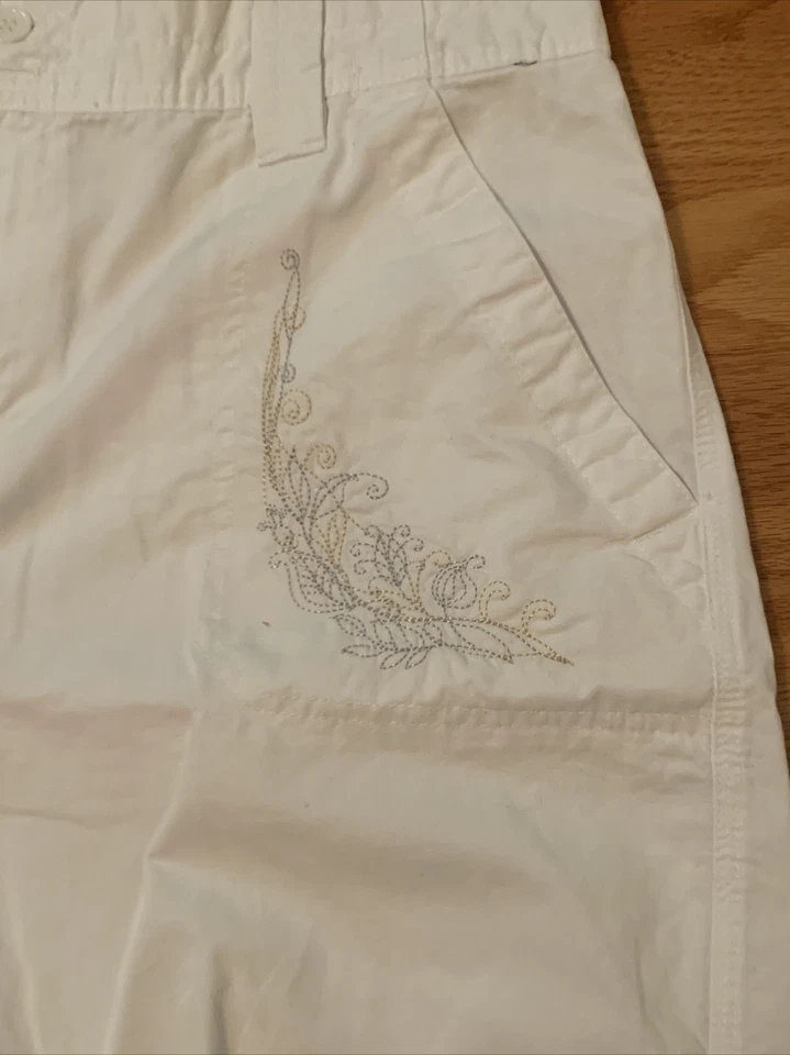 BASIC EDITIONS Paisley Floral Embroidery Pocket Khaki Shorts Size XL ❤️cb15m4 - Image 4 of 4