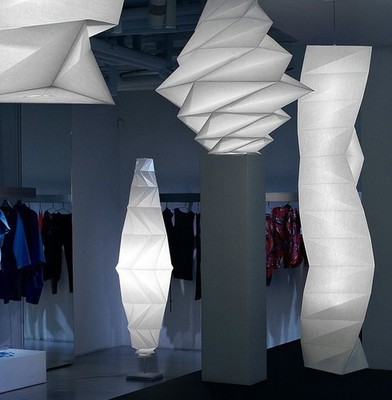 IN - EI Minomushi Stehlampe Neu