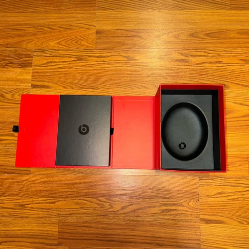 Beats By Dr. Dre Solo HD Wired On-Ear Purple Headband Headphones w/box No Wire - Picture 8 of 14