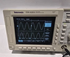 Tektronix TDS620A Digital Oscilloscope 500 MHz 2 GS/s 2 Channel 8 Bit Monochrome