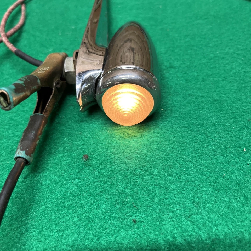 Lámparas de estacionamiento bala aerodinámicas originales de 1930 luces marcadoras de guardabarros Foto 4 de 4