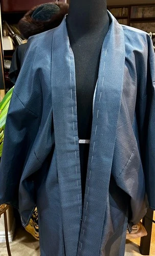 Unused Men s Haori, Pure Silk, deep navy blue, small size, excellent condition.  image 2