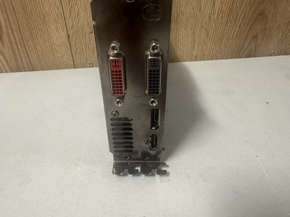 XFX Radeon R9 28X 3GB GDDR5  Graphics Card - Image 2 of 4