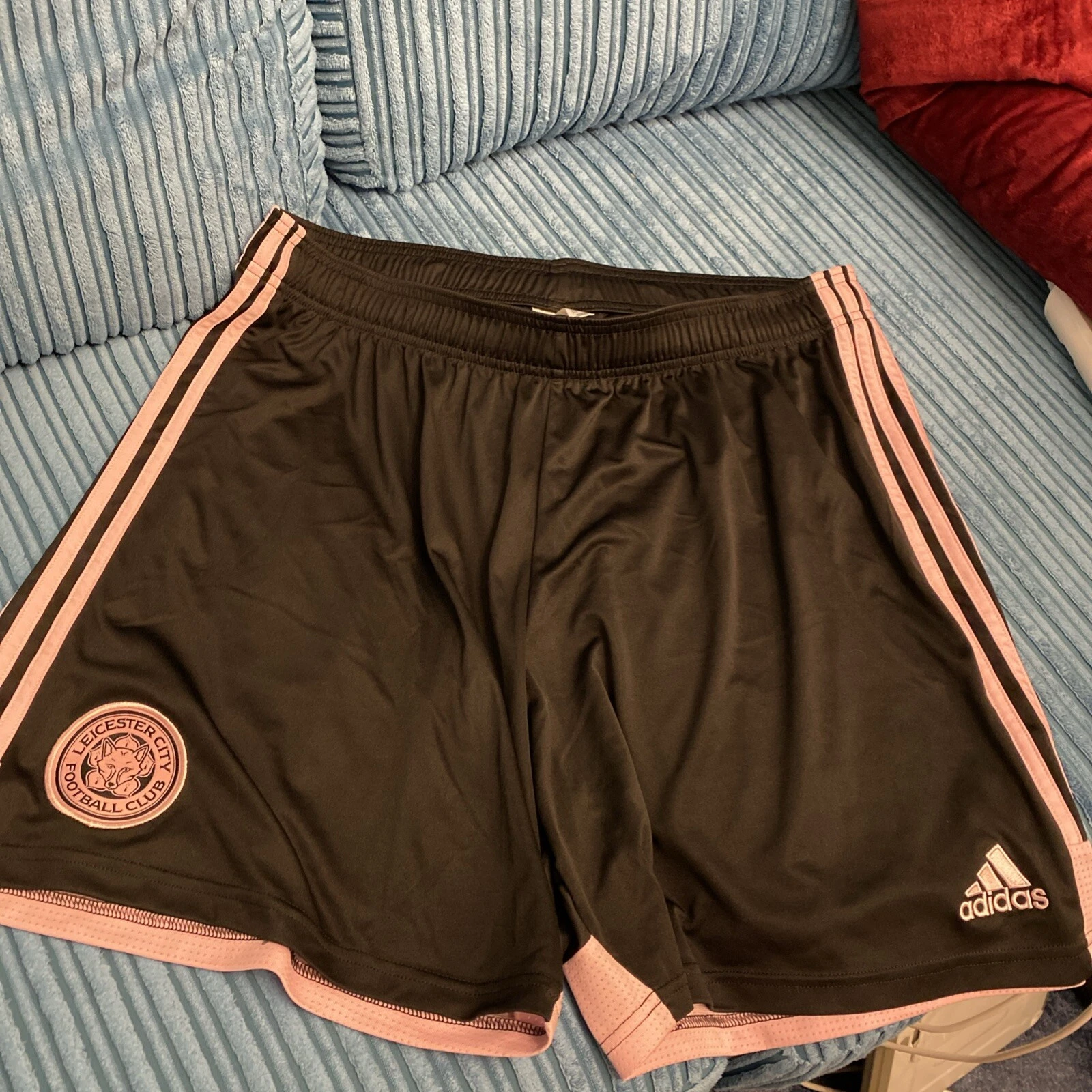 Picture 1 of 3