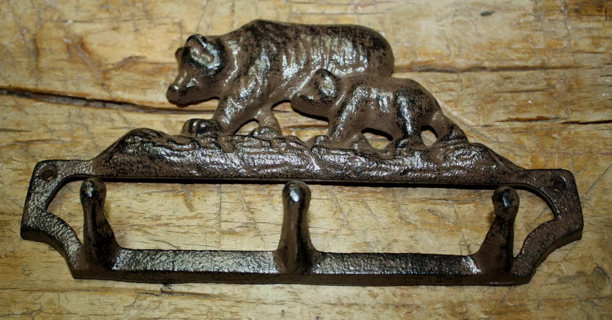 Bear Cast Iron Coat Hanger