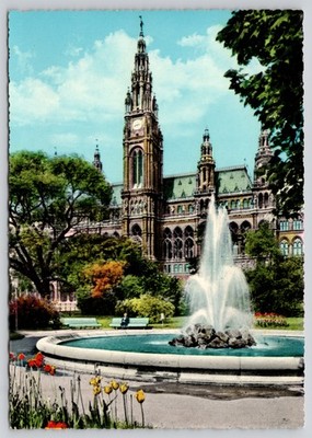 Vienna City Hall Circular Fountain Rocky Center Vienna Austria Postcard