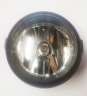 A pair of left and right fog lights for 2007 2008 2009 2010 2011 2012 FX35