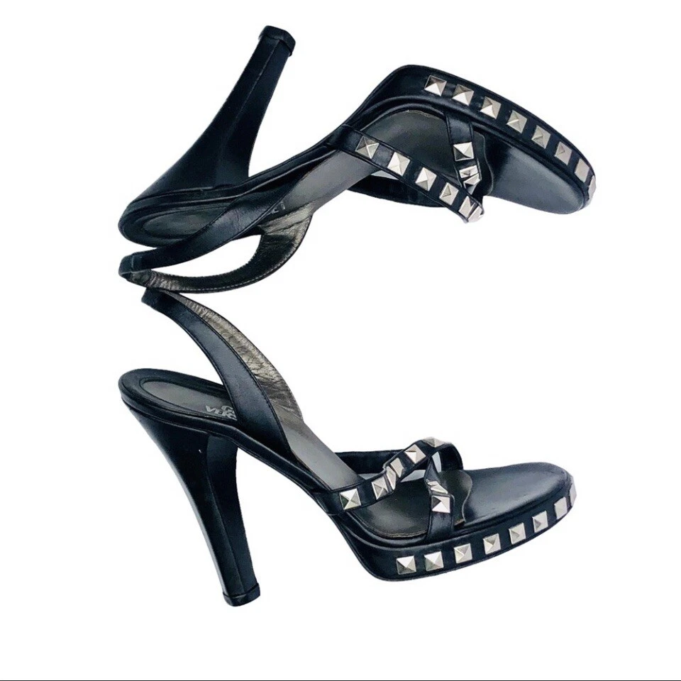 Gianni Versace tacchi alti neri con borchie punta aperta taglia 9 EU 39