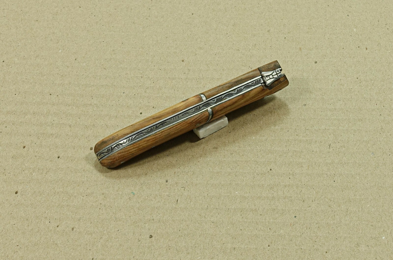 Picture 3 of 6