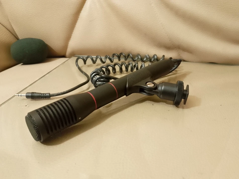 Vivanco EVM 168 Video Mikrofon 3,5 mm Klinke mit Stativ Halterung und Popschutz - Bild 2 von 2