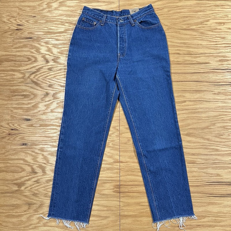 Vintage USA Made Levi’s 501 Women’s Jeans 17501 Stone Wash Size 11 Early 90s 7WP