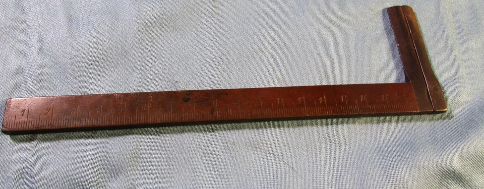 Ancien pied à coulisse  en laiton ou cuivre et fer - Photo 2/4