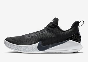 nike mamba focus black