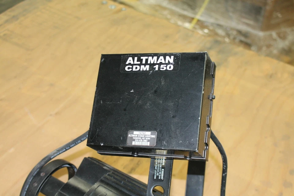 Altman CDM 150 Adjustable Stage Light - Image 3 of 4