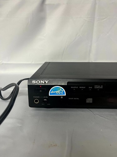 Sony DVP-S560D CD/DVD Player Black Dolby Digital 5.1 Channel POWERS-ON UNTESTED - Picture 2 of 11