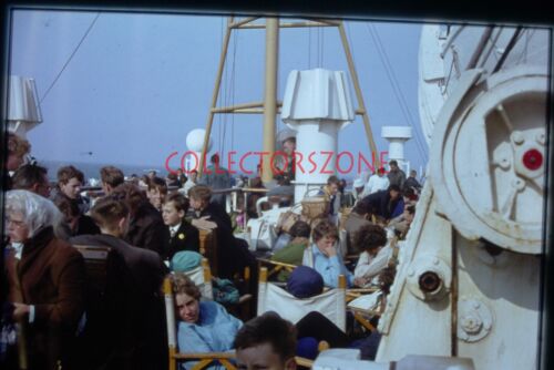 35mm Slide  1970's People Aboard Pleasure Steamer Top deck - Afbeelding 1 van 1