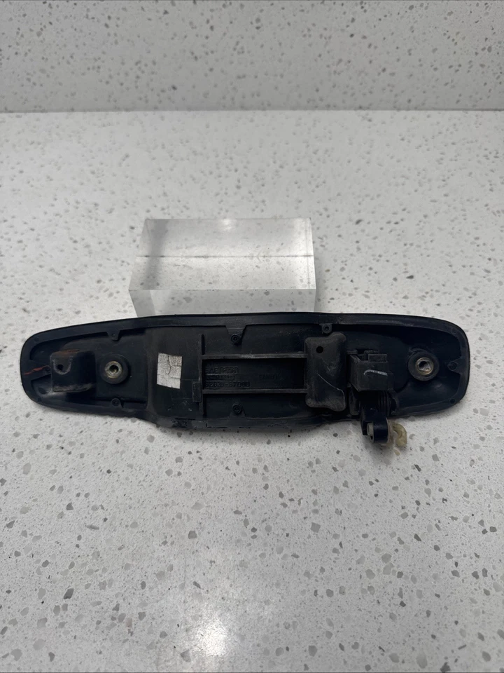 1999-2004 Chevrolet Tracker Rear Left Driver Side Exterior Door Handle B464-16 Foto 3 de 4