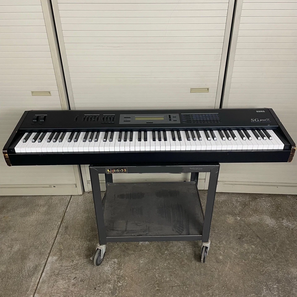 Controlador de piano de escenario digital KORG SGproX 88 teclas interruptor defectuoso piezas y reparación Foto 2 de 4