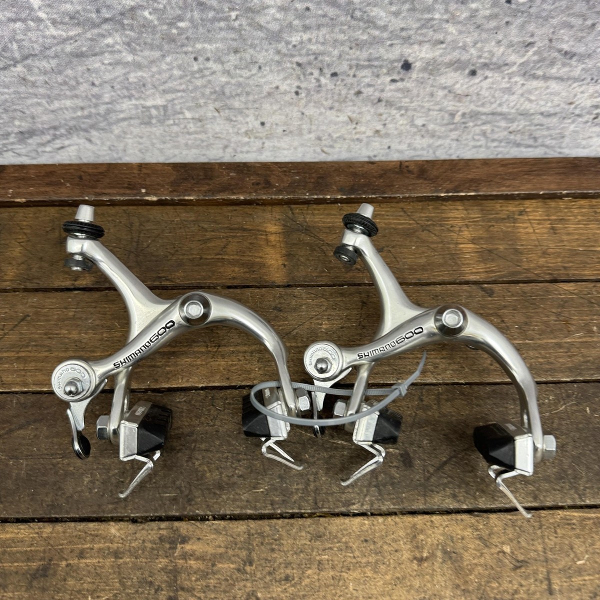 Vintage Shimano 600 BR-6207 Caliper Brakes Set NOS New Road F/R