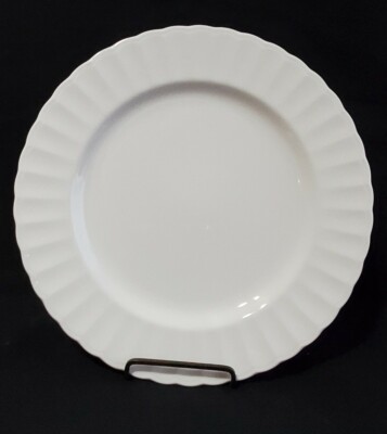Mikasa Yardley Charger/Chop/Cake Plate White Fluted Rim 12 1/8'' Diameter