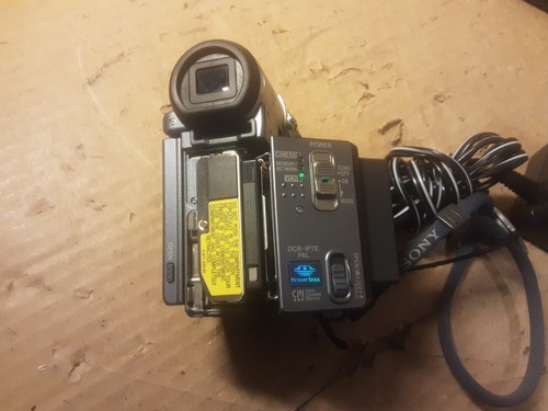 CÁMARA DIGITAL SONY DCR-IP7E MicroMV PAL - Imagen 23 de 24
