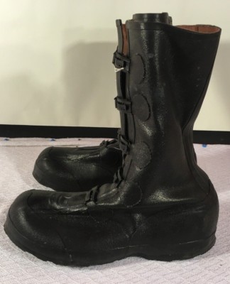 NEW OLD STOCK MINER INDUSTRIES MILITARY RUBBER 5 BUCKLE MID  display picture 2