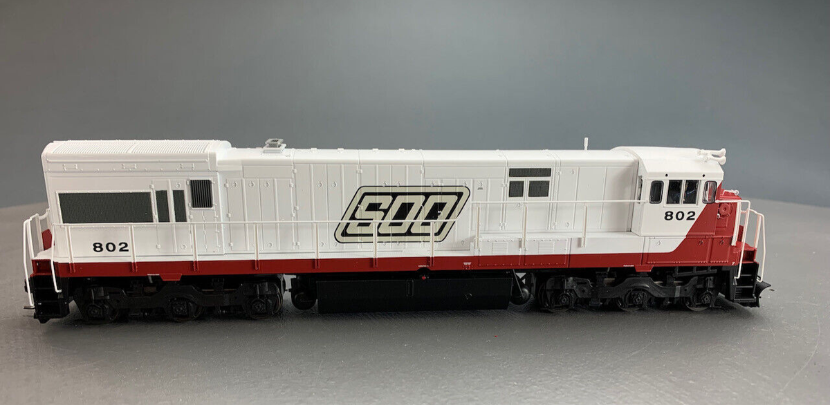 HO Atlas Master Silver Soo Line LNose U30C Diesel Locomotive #802