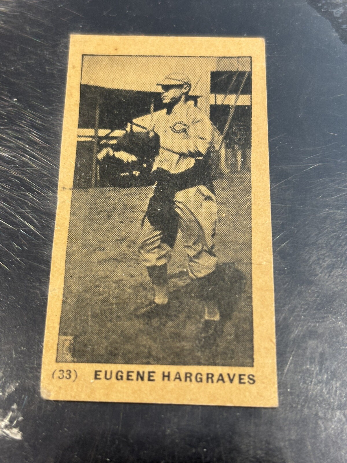 Original 1927 E210 York Caramel baseball card Eugene “bubble” Hargraves