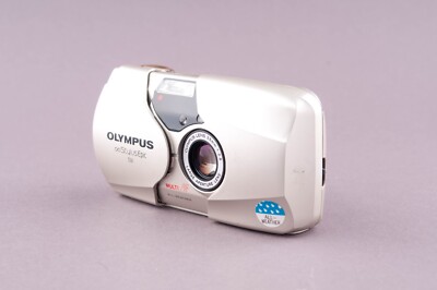 Olympus Infinity Stylus Epic DLX Panorama 2.8/35mm Point & Shoot