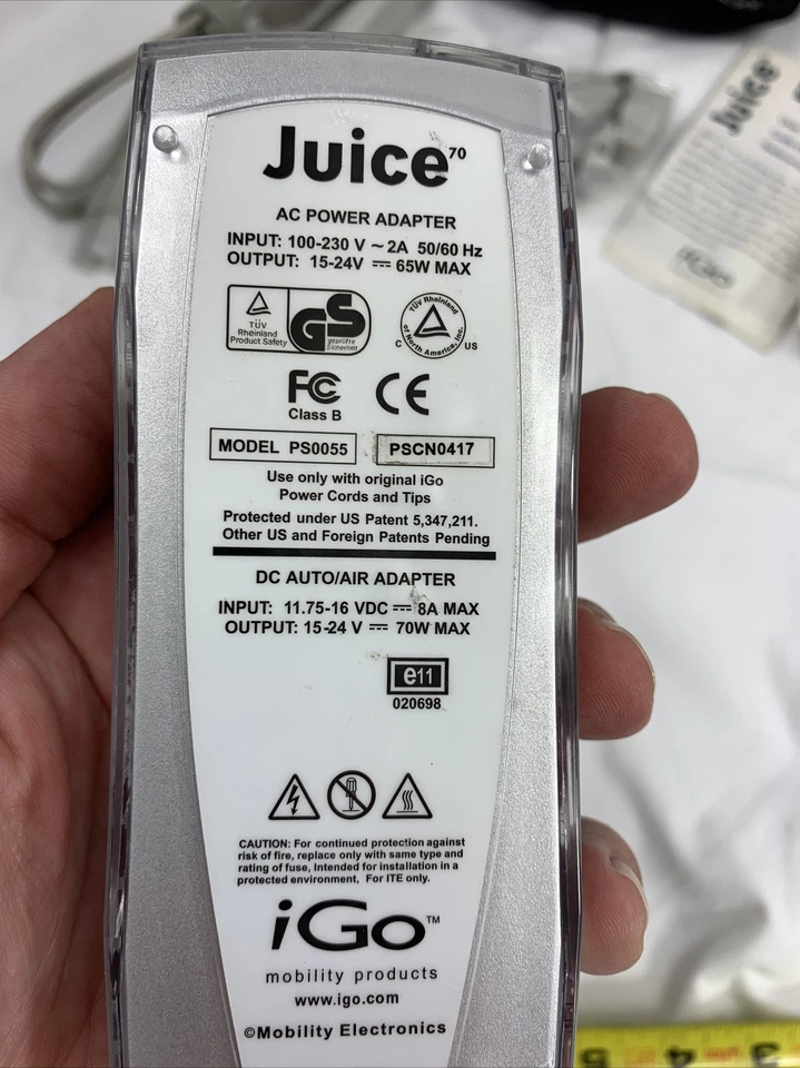 iGO Juice'70 PS0055 70W Universal Laptop Power Adapter Charger with Tips - Image 3 of 4