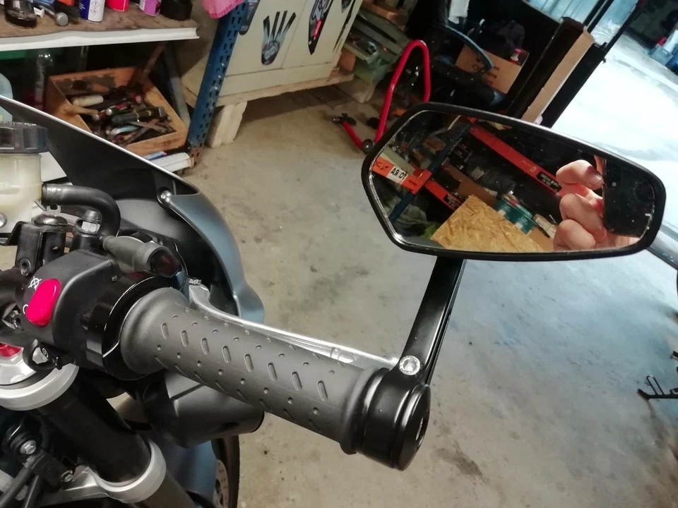 Espejos retrovisores laterales de barra de aluminio de 7/8" para motocicleta Yamaha Honda Kawasaki Suzuki Foto 2 de 4