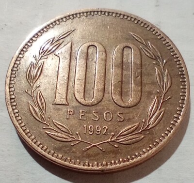 100 Pesos 1992 Chile Coin Deer Condor Feathers Por La Razon O La Fuerza