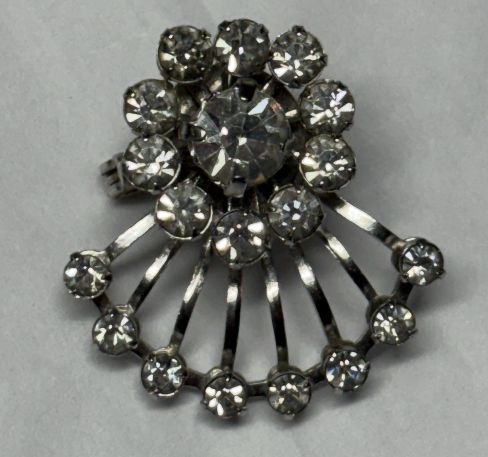 Vintage Silver Tone Brooch Pin Rhinestones