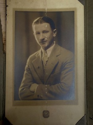 Antique 1920s Cabinet Portrait Photo Young Man Signed Worcester MA w Folder