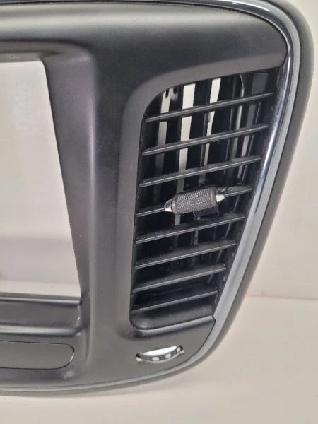 Chrysler 200 2015-2017 tablero central ventilación aire bisel moldura panel OEM   Foto 3 de 4