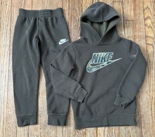NIKE Kid's Size 5-6 YR Olive Camo Green Sweatsuit Hoodie and Jogger Pants