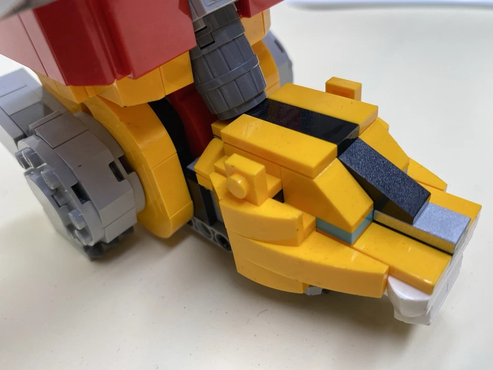 Lego ideas 21311 Voltron Robot chogokin transformer - Photo 3/4